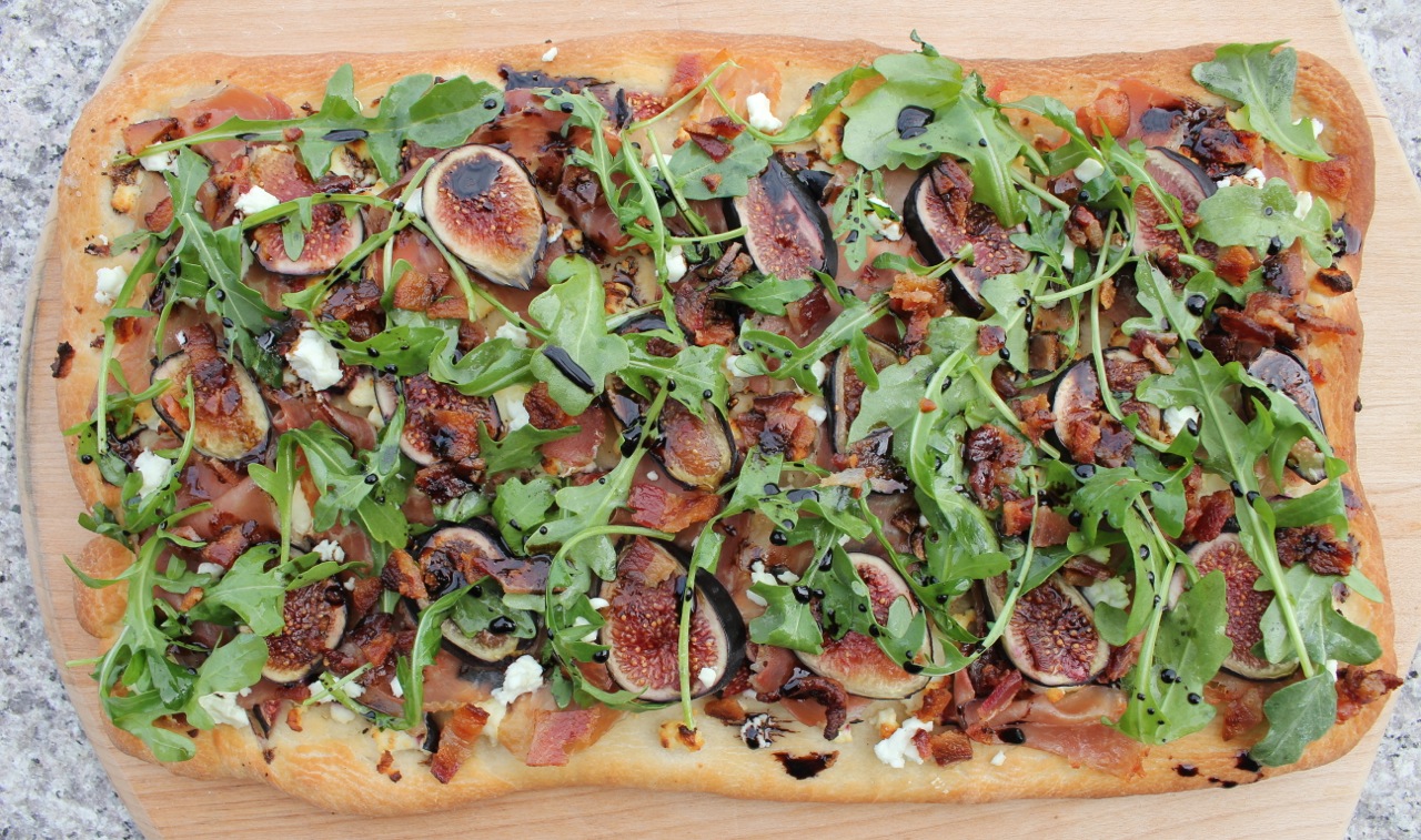 flatbread-with-figs-prosciutto-and-goat-cheese-13
