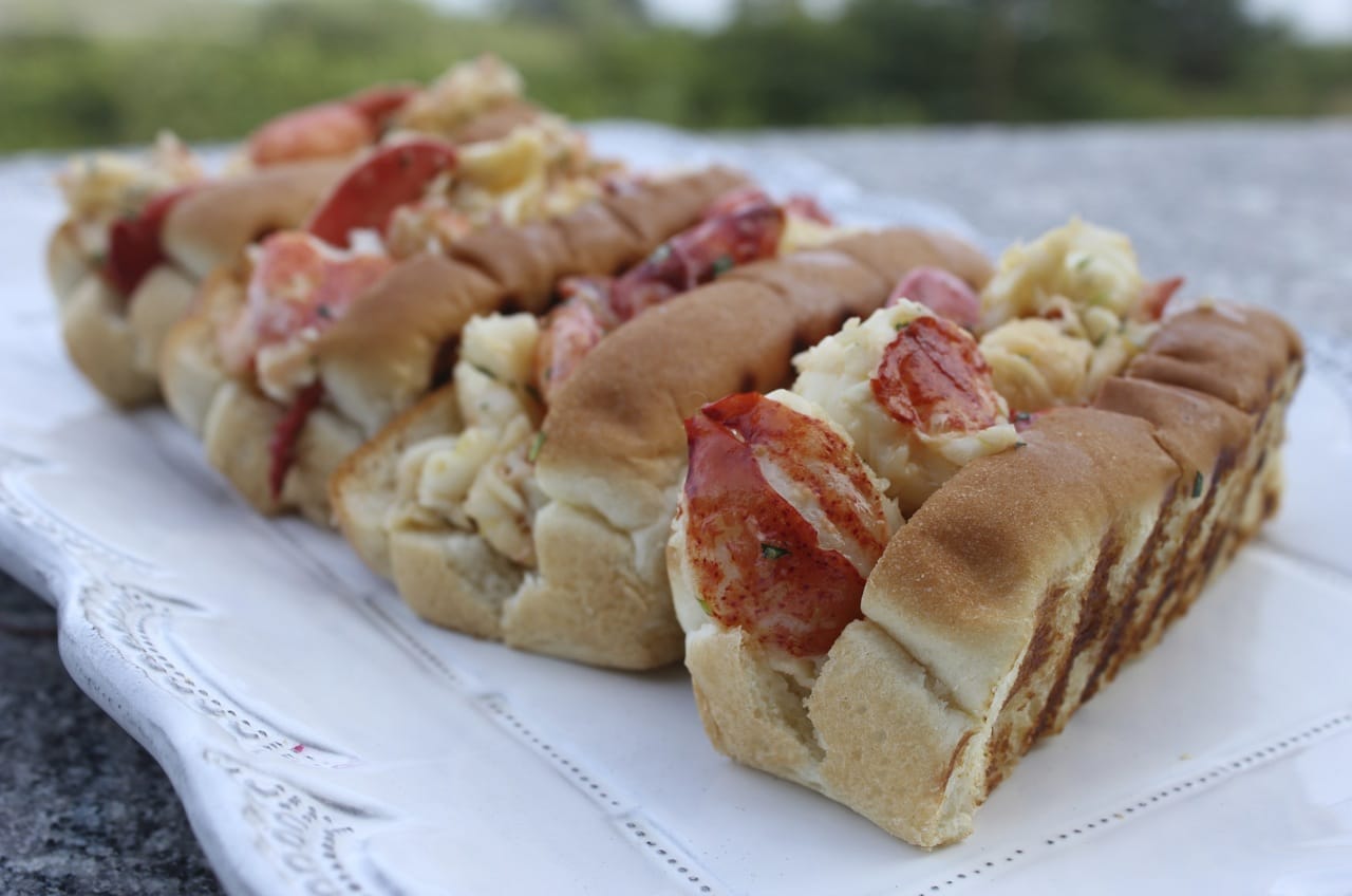 naked-lobster-rolls-with-butter-sauce-5