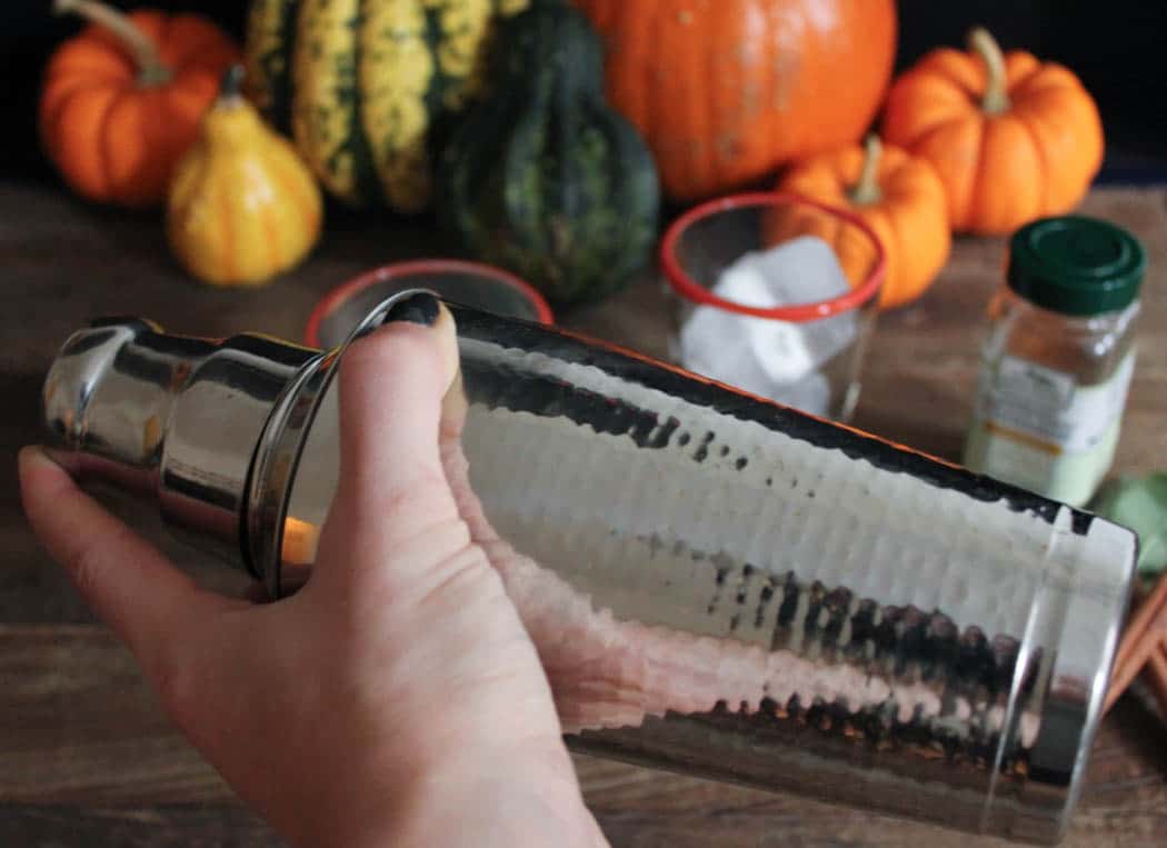 Spiced-pumpkin-punch-with-bourbon-step-1