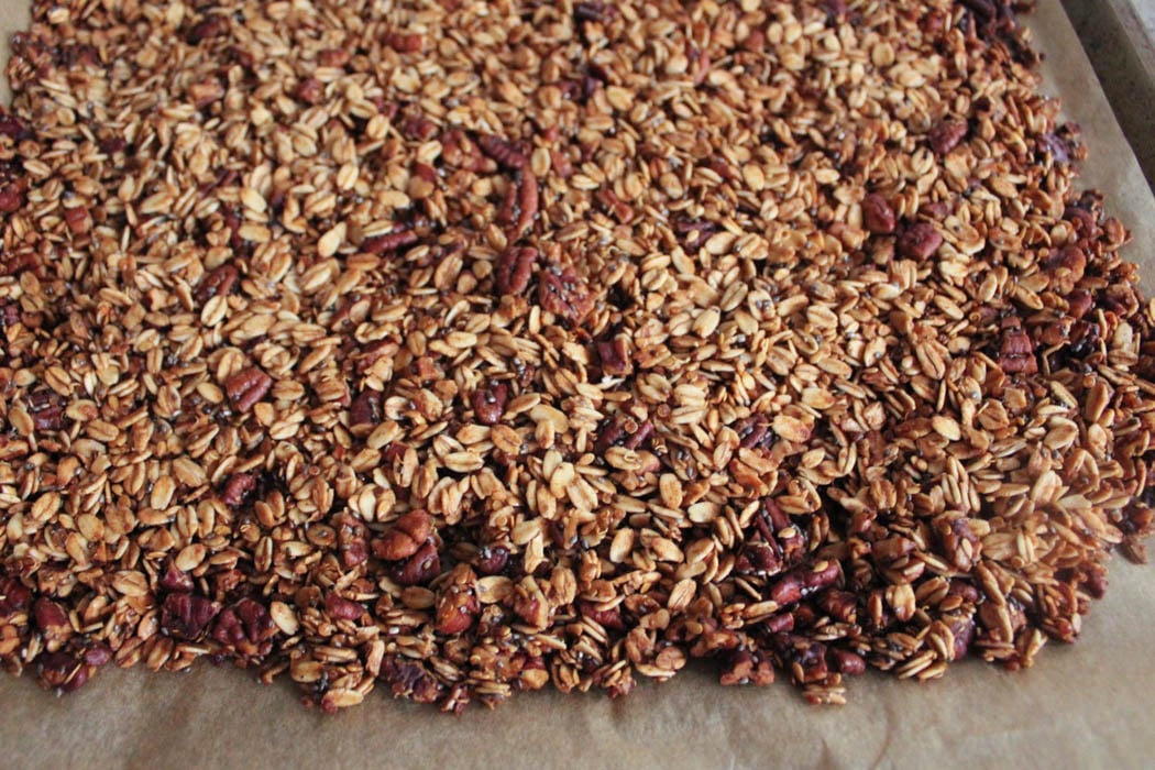 dark-chocolate-cherry-granola-with-crunchy-quinoa-vegan-gluten-free-step-6