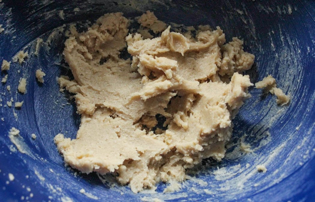 peppermint-chocolate-chip-blondie-bites-step-2