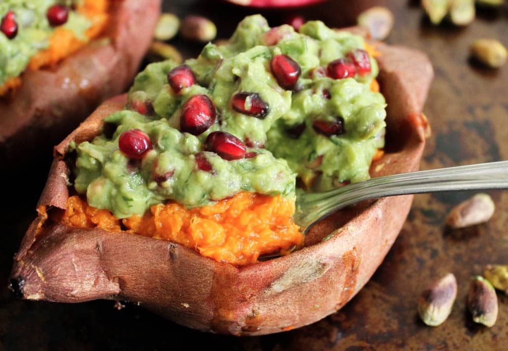 Chipotle-Mashed-Sweet-Potatoes-Stuffed-with-Superfood-Pomegranate-Pistachio-Guacamole-4