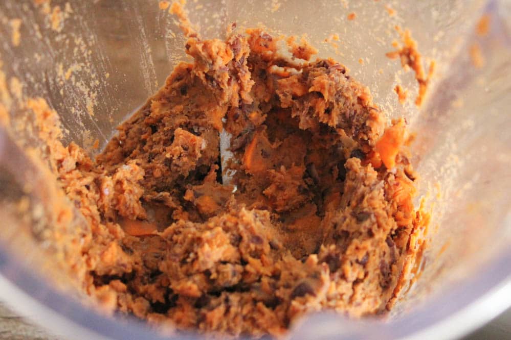 Sweet-Potato-and-Black-Bean-Turkey-Burgers-with-Sriracha-Lime-Crema-step-4