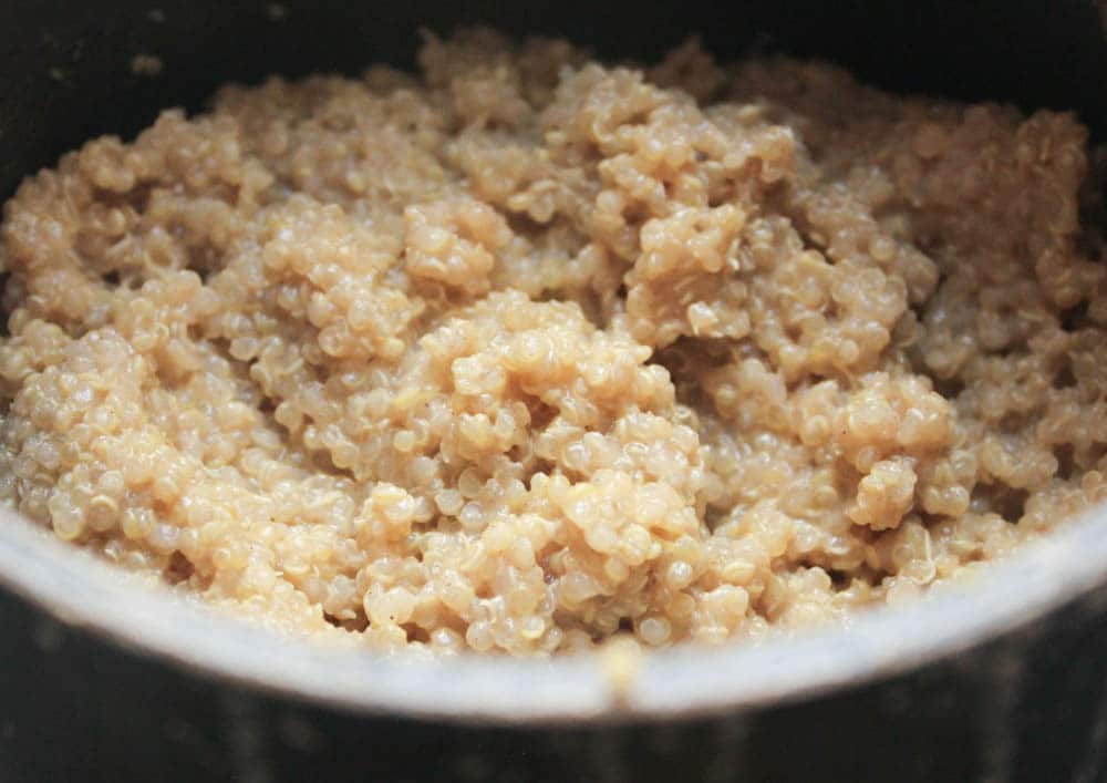 vegan-lemon-breakfast-quinoa-with-toasted-almonds-and-blueberry-compote-step-2