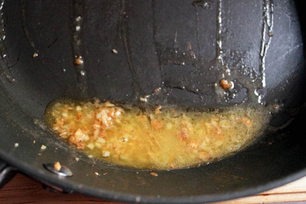 Avocado-Toasts-with-Charred-Tomatoes-Garlic-Shrimp-and-Fried-Eggs-step-7