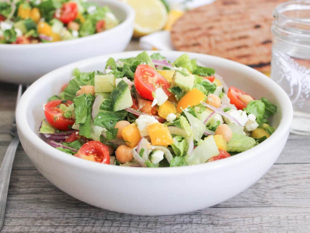 Chopped-Greek-Salad-With-Avocado-Chickpeas-and-Lemon-Dressing-5