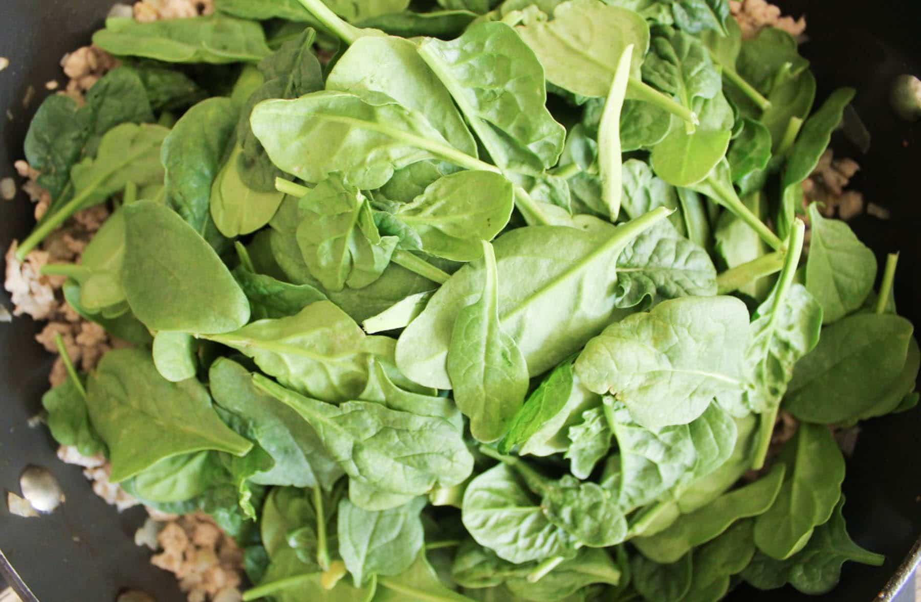 Lasagna-quinoa-bake-with-chicken-spinach-and-mushrooms-step-3