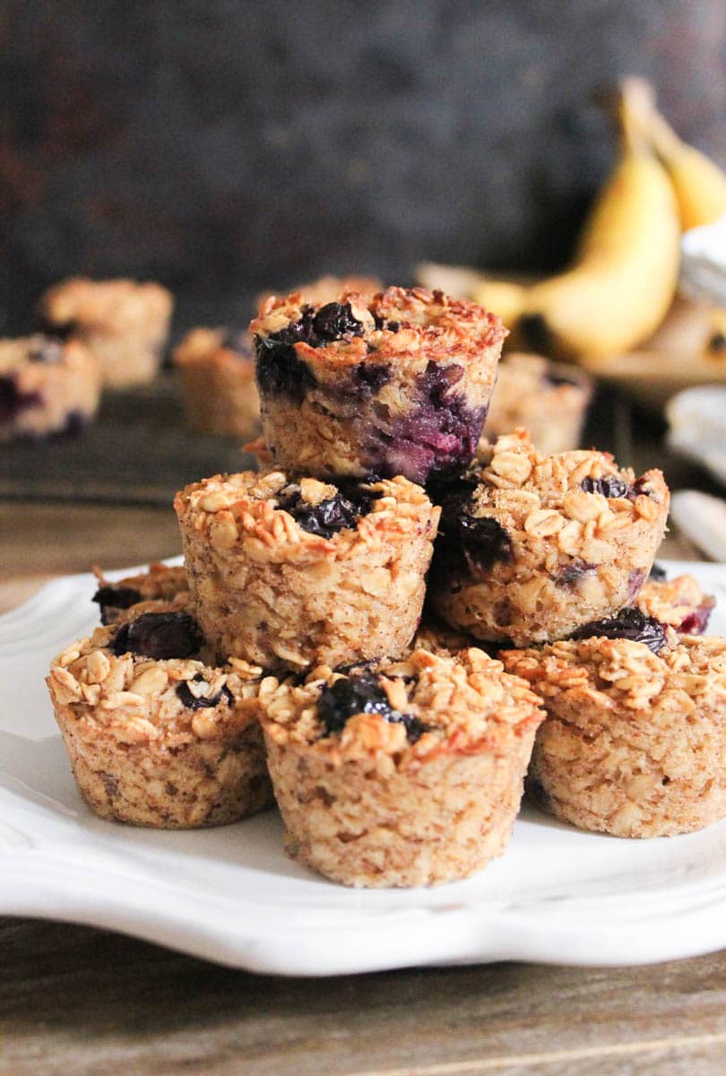 gluten-free-blueberry-banana-baked-oatmeal-bites