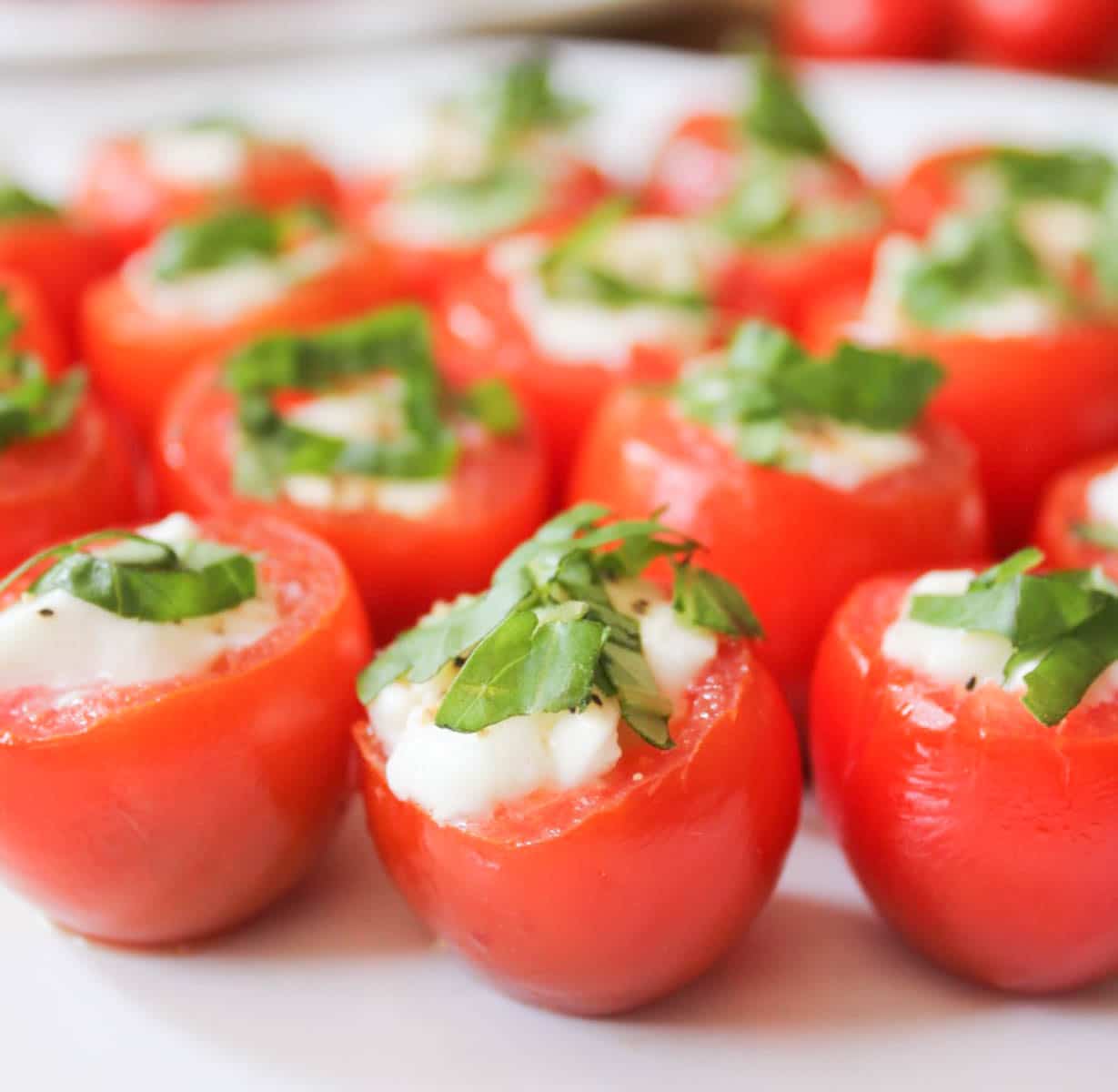 caprese-bites-with-honey-balsamic-10