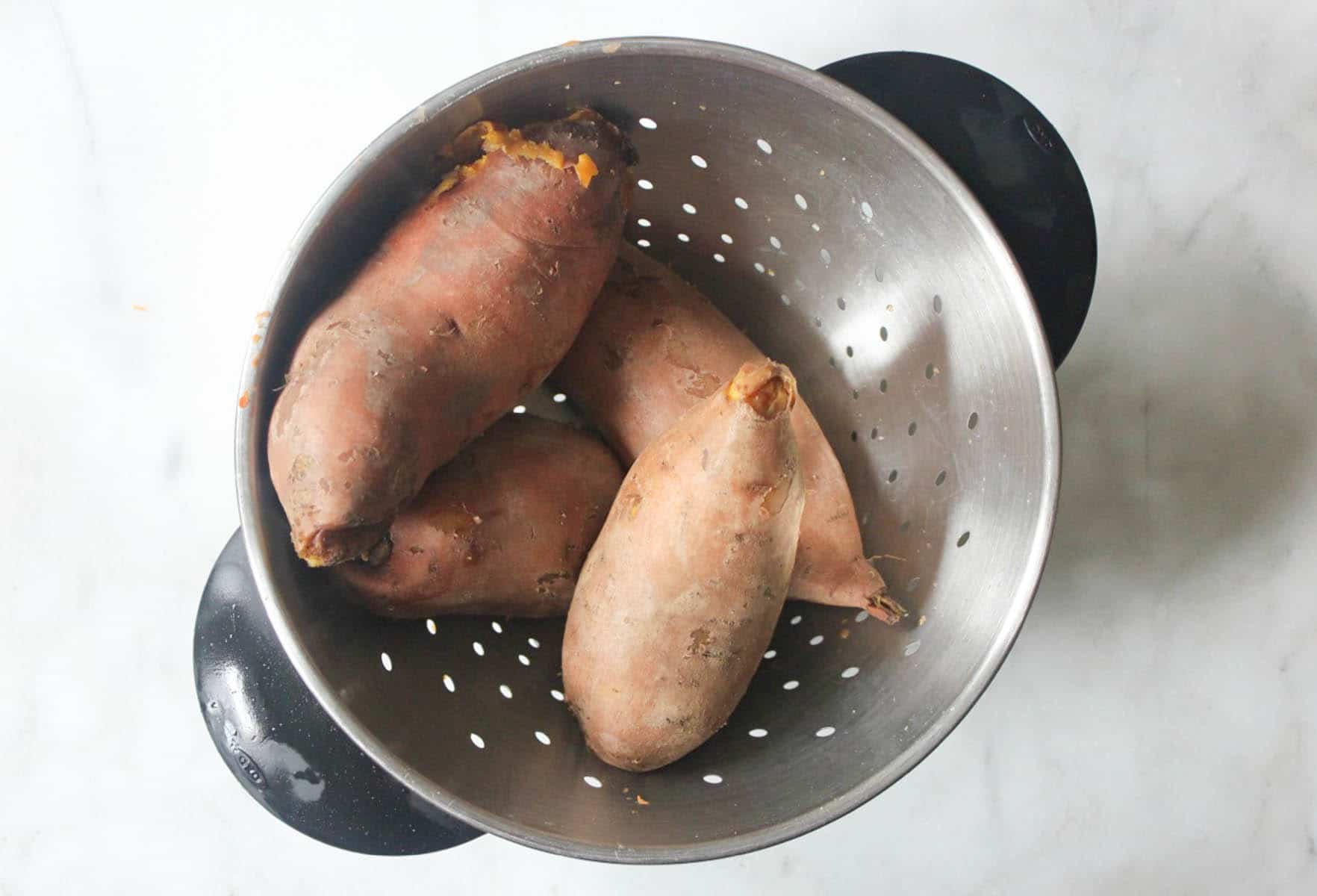 sweet-potato-casserole-with-marshmallows-step-1
