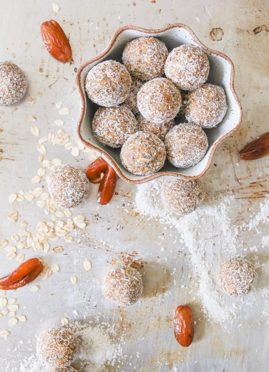 Vegan-Lemon-Coconut-Energy-Bites-7