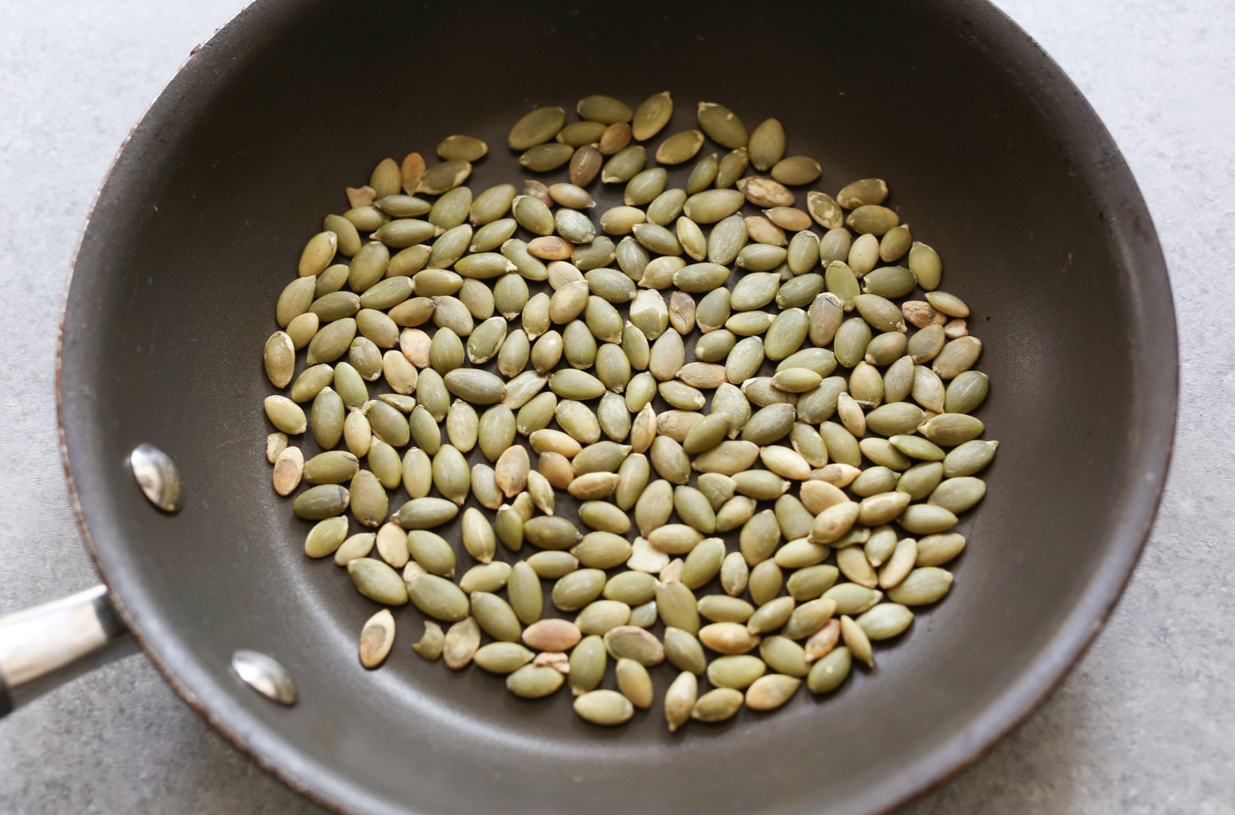 vegan-pumpkin-spice-latte-overnight-oats-with-maple-pepitas-step-4